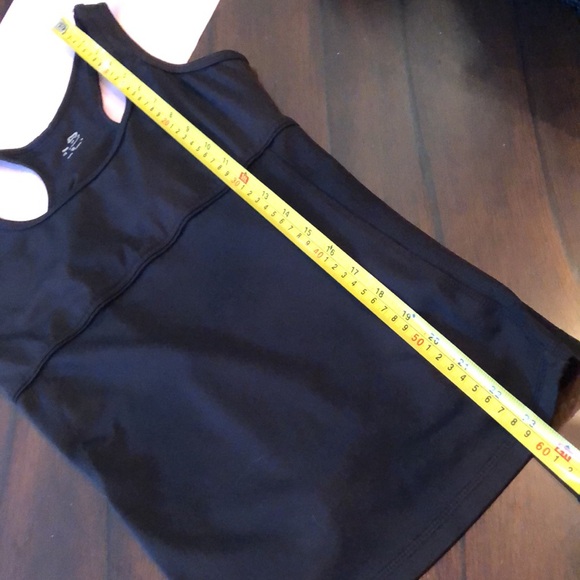 Champion stretch sport racer back tank top lined in bra area - Picture 11 of 11